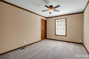 12 N Frederick Ln, Hendersonville, NC 28792 - Photo 24
