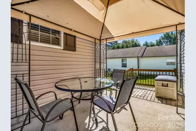 12 N Frederick Lane, Hendersonville, NC 28792 - Photo 30