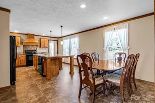 12 N Frederick Ln, Hendersonville, NC 28792 - Photo 8