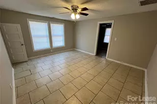 48 Julian St, Kings Mountain, NC 28086 - Photo 2