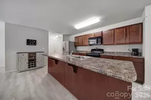 1611 Hooper Court, Charlotte, NC 28212 - Photo 4