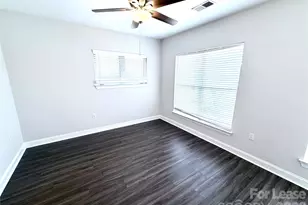 518 E 9th St, Charlotte, NC 28202 - Photo 10