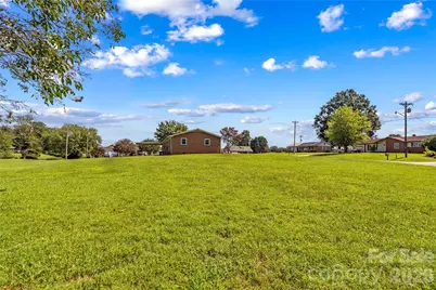 306 S Greenbriar Road, Statesville, NC 28625 - Photo 32