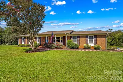 306 S Greenbriar Road, Statesville, NC 28625 - Photo 1