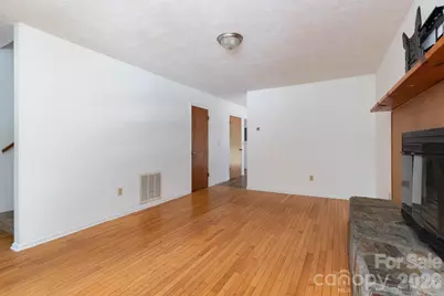 404 Buck Cove Terrace, Asheville, NC 28805 - Photo 6