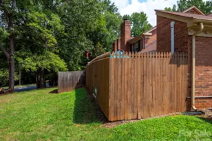 9028 Providence Colony Dr, Charlotte, NC 28277 - Photo 34