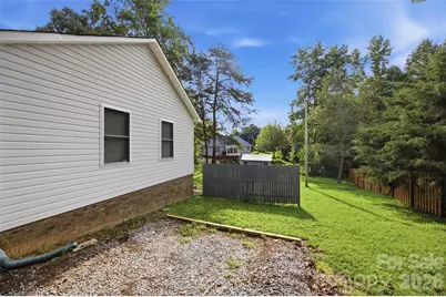 1297 Creekview Drive, Gastonia, NC 28052 - Photo 4