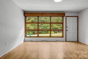25 Hickory Tree Rd, Asheville, NC 28805 - Photo 6