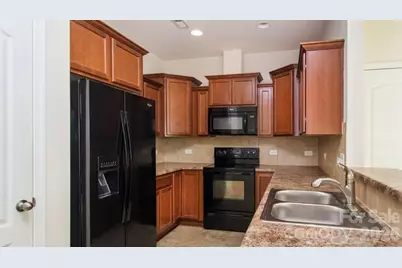 14416 Glendon Hall Lane, Charlotte, NC 28262 - Photo 8