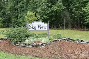 75 Crosswick Ln, Hendersonville, NC 28739 - Photo 2