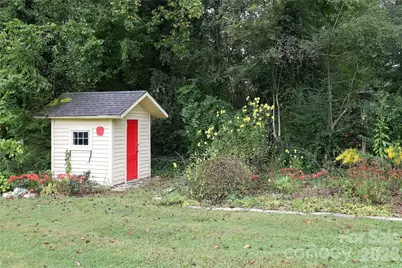 1641 Camelot Drive, Hendersonville, NC 28739 - Photo 32