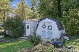 3305 Spartanburg Hwy, Flat Rock, NC 28731 - Photo 42