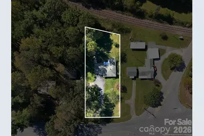 3305 Spartanburg Highway, Flat Rock, NC 28731 - Photo 10