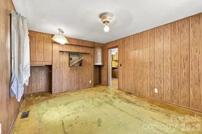 3305 Spartanburg Highway, Flat Rock, NC 28731 - Photo 22
