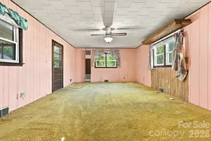 3305 Spartanburg Hwy, Flat Rock, NC 28731 - Photo 34