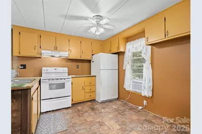 1254 Sulphur Springs Road, Waynesville, NC 28786 - Photo 8