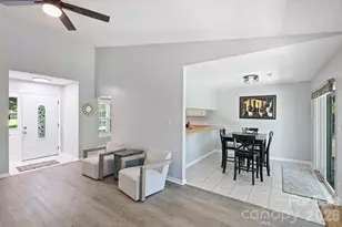 6422 Pineburr Rd, Charlotte, NC 28211 - Photo 12