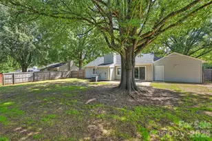 6422 Pineburr Rd, Charlotte, NC 28211 - Photo 42