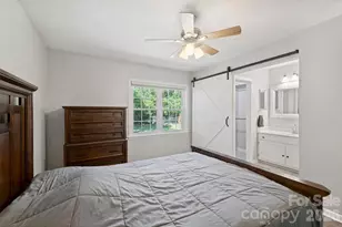 6422 Pineburr Rd, Charlotte, NC 28211 - Photo 26