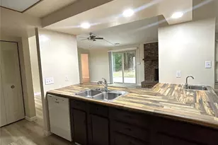1725 Van Dyke Dr, Charlotte, NC 28213 - Photo 8