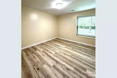 1725 Van Dyke Drive, Charlotte, NC 28213 - Photo 20