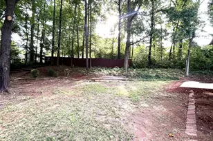 1725 Van Dyke Dr, Charlotte, NC 28213 - Photo 6
