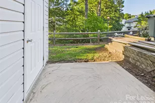 609 Mountainwater Dr, Charlotte, NC 28262 - Photo 16