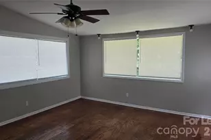 6504 Olde Savannah Rd, Charlotte, NC 28227 - Photo 2