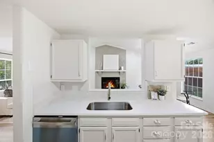 8056 Lawyers Rd, Charlotte, NC 28227 - Photo 10