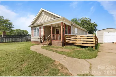 206 Oakland Avenue, Greer, SC 29650 - Photo 1