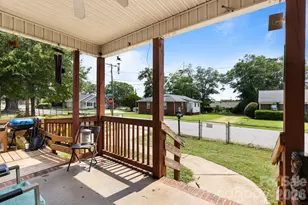 206 Oakland Ave, Greer, SC 29650 - Photo 24