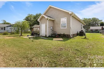 206 Oakland Avenue, Greer, SC 29650 - Photo 20