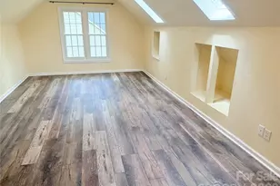 7605 Keating Dr, Oak Ridge, NC 27310 - Photo 38