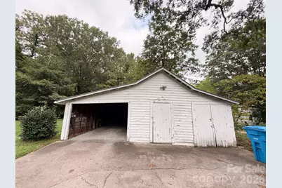 825 Montgomery Avenue, Albemarle, NC 28001 - Photo 18