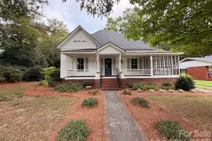 825 Montgomery Ave, Albemarle, NC 28001 - Photo 16