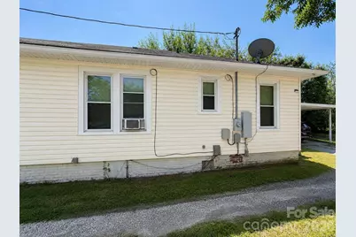 611 W Monroe Street, Salisbury, NC 28144 - Photo 2