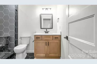 3800 Erskine Woods Drive, Bessemer City, NC 28016 - Photo 30