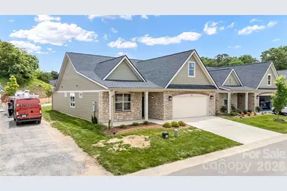 827B Wynnshire Drive #65, Hickory, NC 28601 - Photo 2
