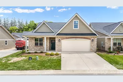 827B Wynnshire Drive #65, Hickory, NC 28601 - Photo 1