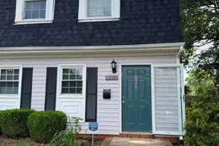 8322 Knights Bridge Rd, Charlotte, NC 28210 - Photo 2