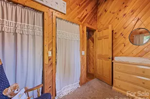 367 Robinson Rd, Clyde, NC 28721 - Photo 14