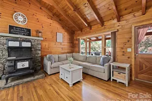 367 Robinson Rd, Clyde, NC 28721 - Photo 6