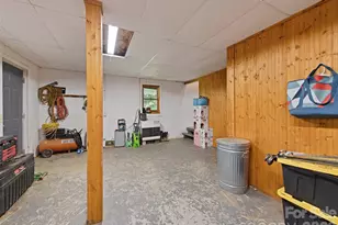 367 Robinson Rd, Clyde, NC 28721 - Photo 30