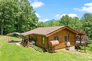 367 Robinson Rd, Clyde, NC 28721 - Photo 22
