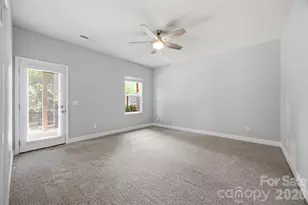 346 Belton St, Charlotte, NC 28209 - Photo 32