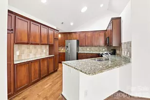 821 Ledgestone Ct, Tega Cay, SC 29708 - Photo 16
