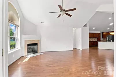 821 Ledgestone Court, Tega Cay, SC 29708 - Photo 10