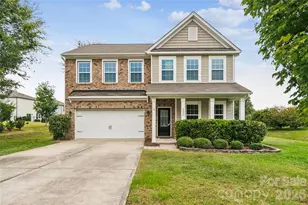 8224 Kelburn Ln, Charlotte, NC 28273 - Photo 1