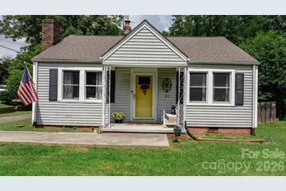45 26th Avenue NE, Hickory, NC 28601 - Photo 2