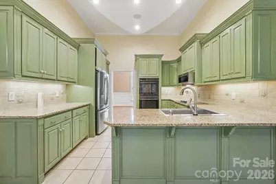 5505 Hickory Leaf Court, Mount Holly, NC 28120 - Photo 10